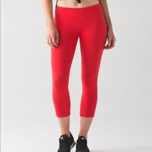 Lulu lemon Wunder Under Cropped Leggings